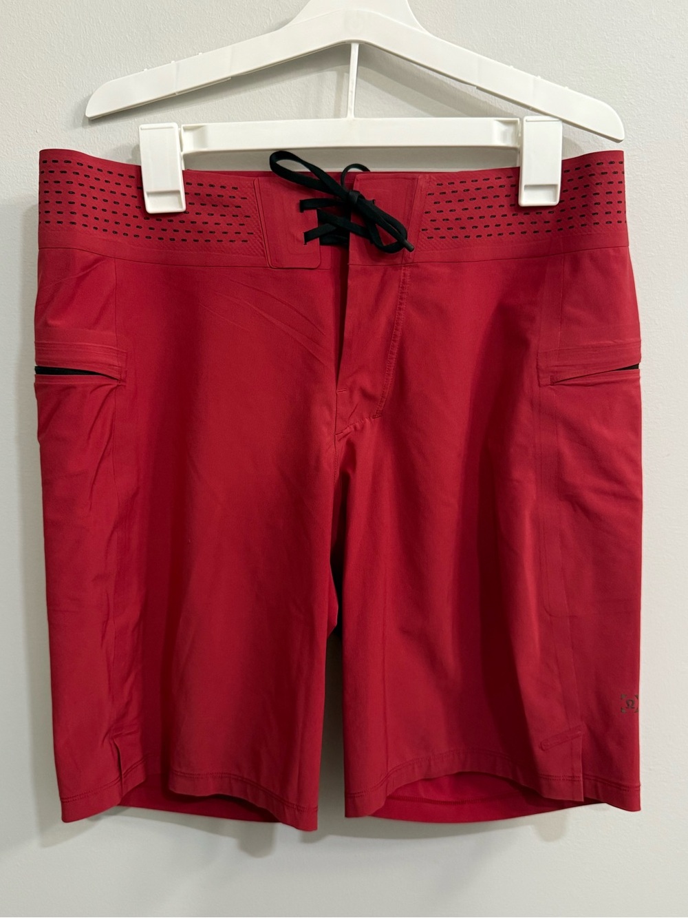 lululemon athletica - Swimsuit - Red - Size: 31